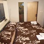 Apartma Sungarden דירה *