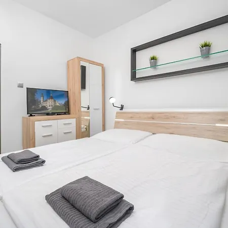 Apartma Sungarden דירה
