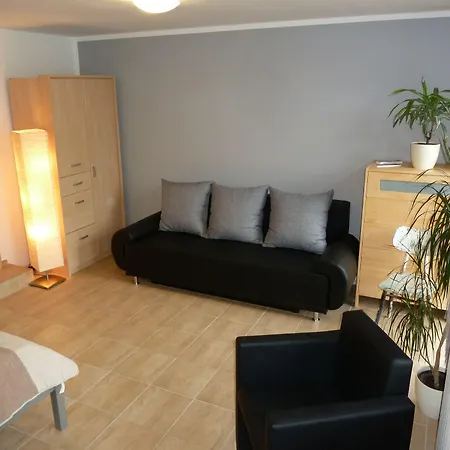 Apartma Sungarden * ליברץ