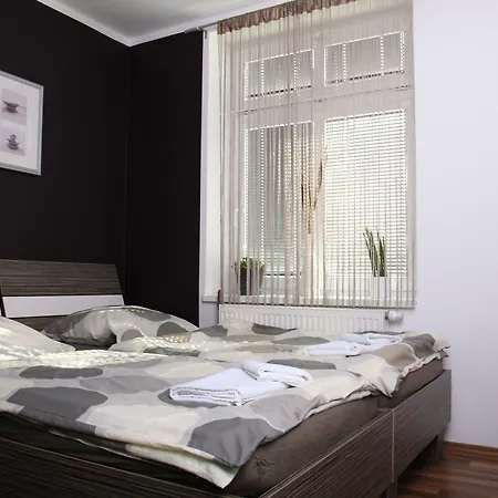 דירה Apartma Sungarden ליברץ