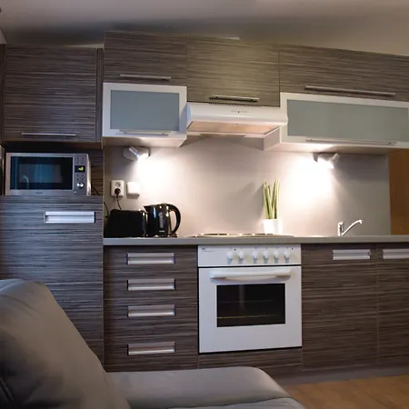 Apartma Sungarden דירה ליברץ