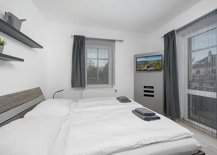 Apartma Sungarden דירה